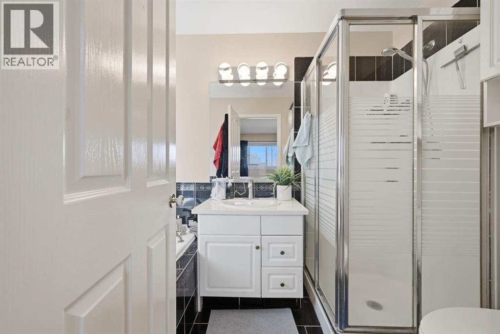 10205 Hidden Valley Drive NW, Calgary, Alberta  T3A 5B6 - Photo 17 - A2296474