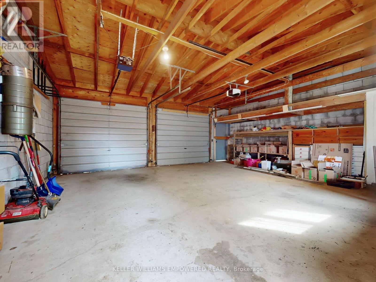 30 Carus Avenue, Toronto, Ontario  M6G 2A4 - Photo 33 - C12980234