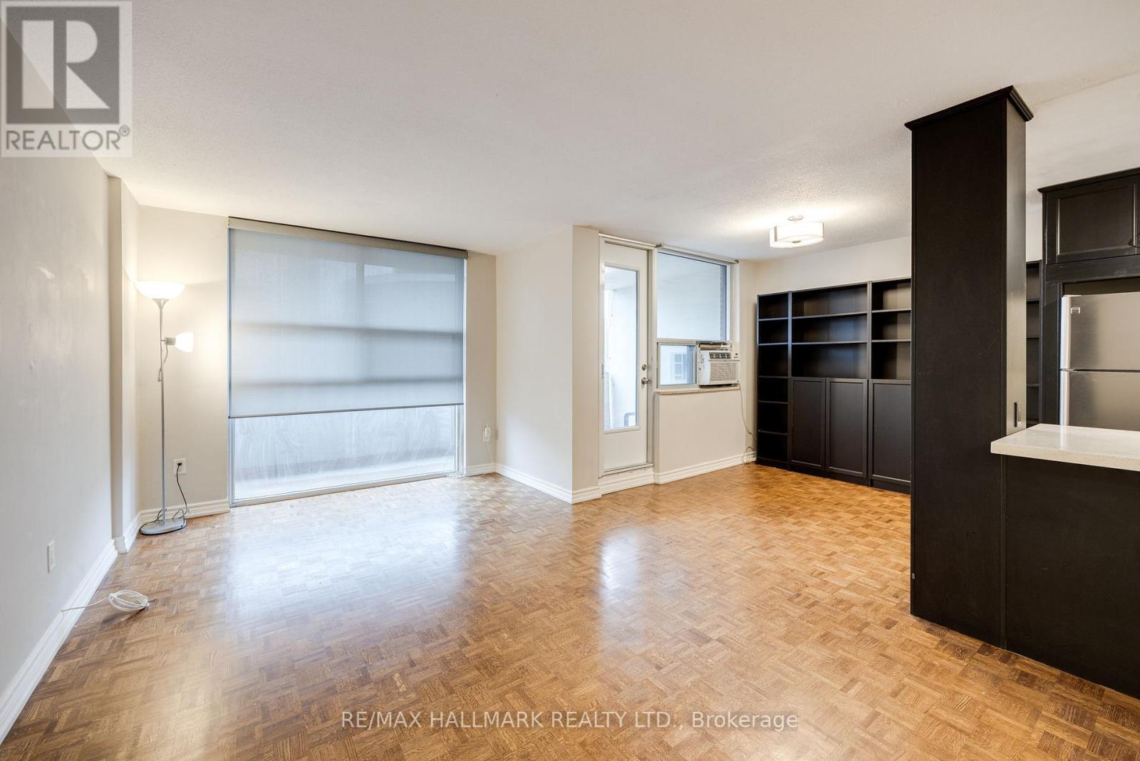 1715 - 40 Homewood Avenue, Toronto, Ontario  M4Y 2K2 - Photo 12 - C12980284