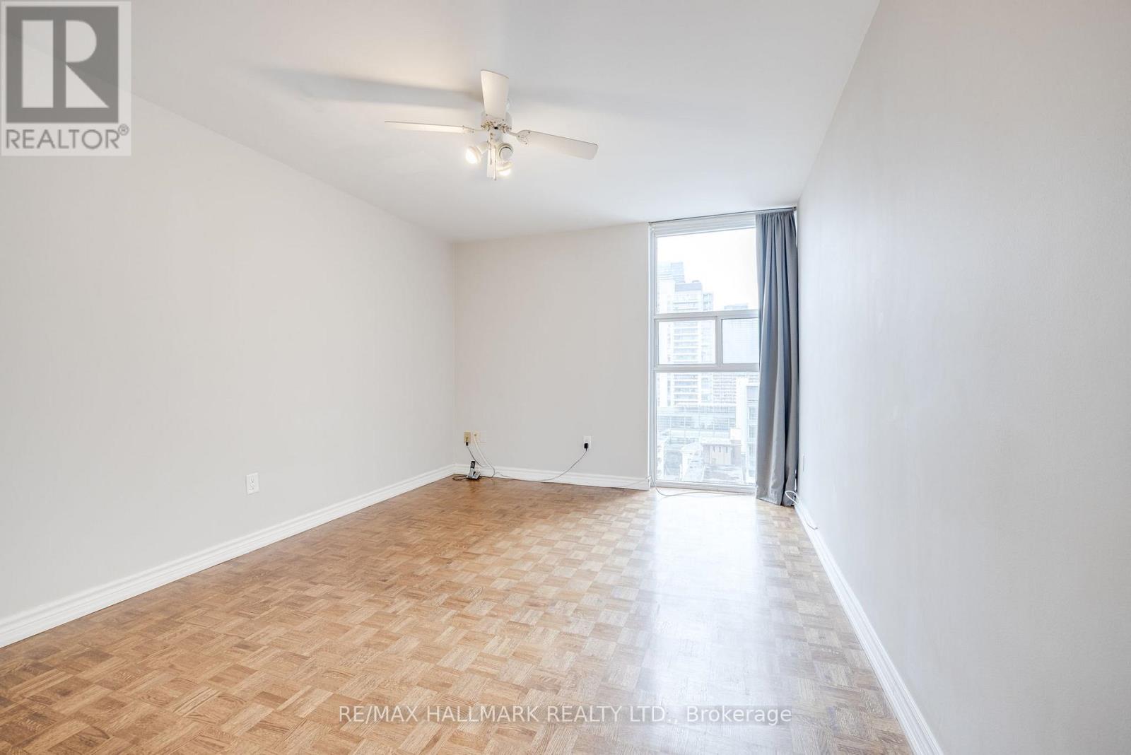 1715 - 40 Homewood Avenue, Toronto, Ontario  M4Y 2K2 - Photo 15 - C12980284