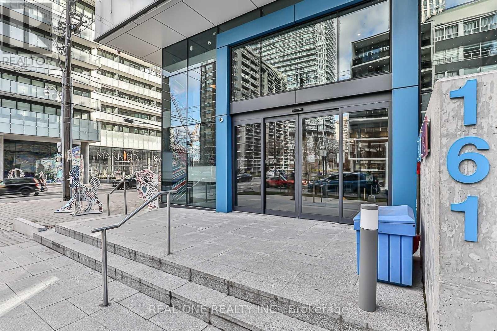 1104 - 161 Roehampton Avenue, Toronto (Mount Pleasant West), Ontario  M4P 0C8 - Photo 11 - C12980286