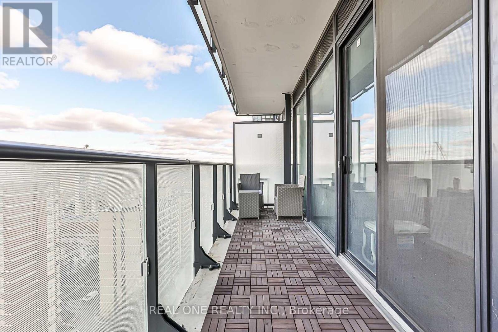 1104 - 161 Roehampton Avenue, Toronto (Mount Pleasant West), Ontario  M4P 0C8 - Photo 6 - C12980286