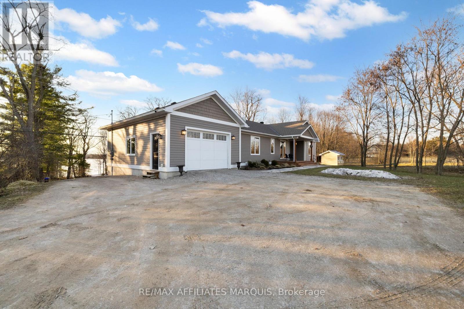 12 R9 Road, Rideau Lakes, Ontario  K0G 1L0 - Photo 2 - X12980274
