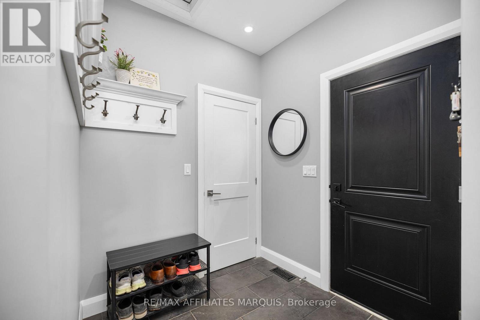 12 R9 Road, Rideau Lakes, Ontario  K0G 1L0 - Photo 25 - X12980274