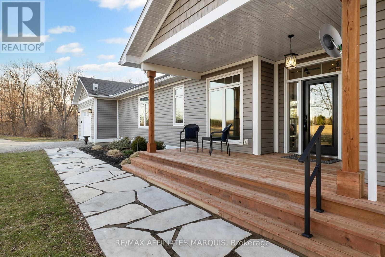 12 R9 Road, Rideau Lakes, Ontario  K0G 1L0 - Photo 4 - X12980274