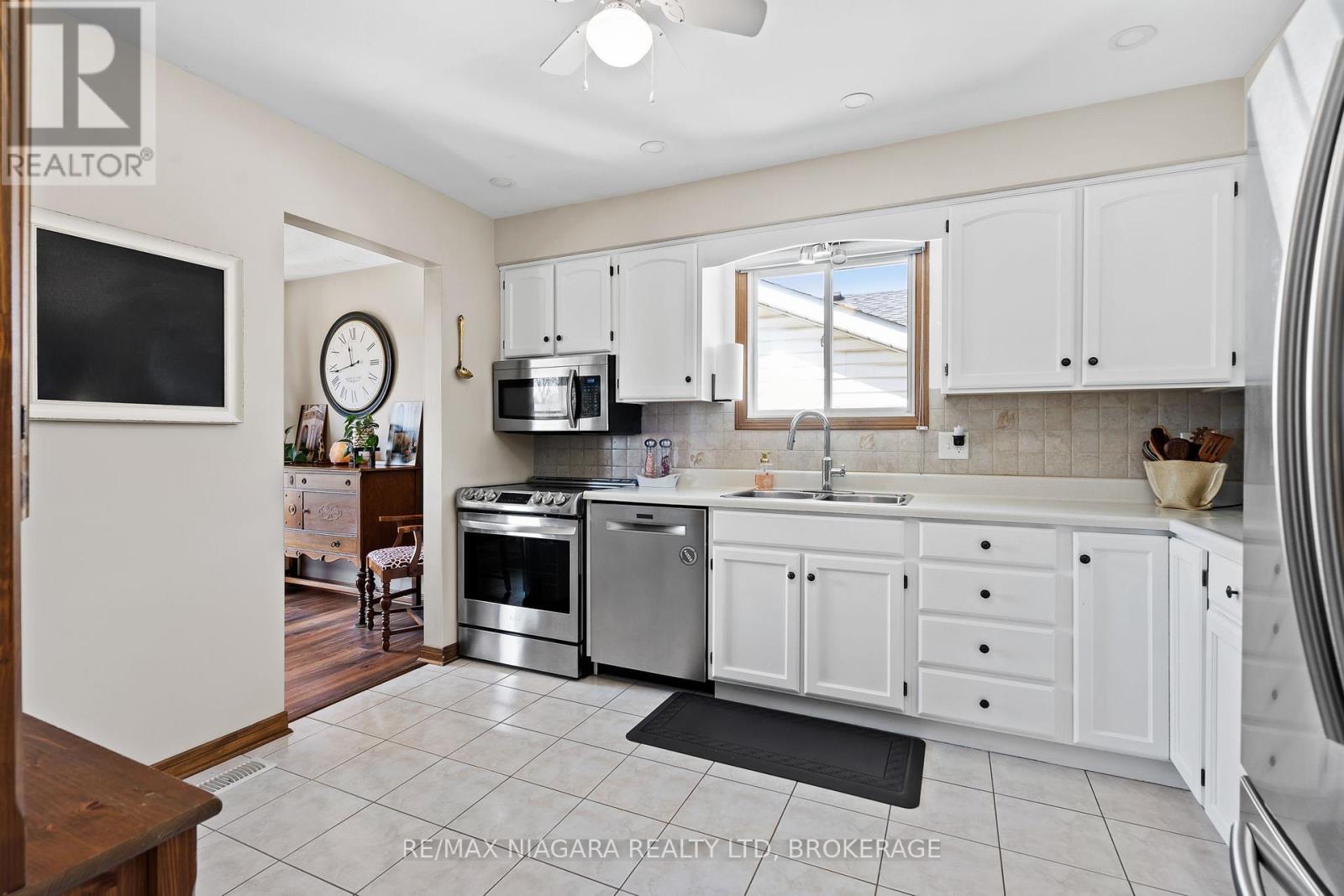 7847 Swan Street, Niagara Falls, Ontario  L2H 2P8 - Photo 12 - X12980292