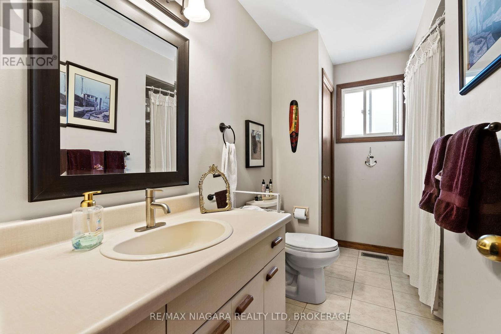 7847 Swan Street, Niagara Falls, Ontario  L2H 2P8 - Photo 13 - X12980292