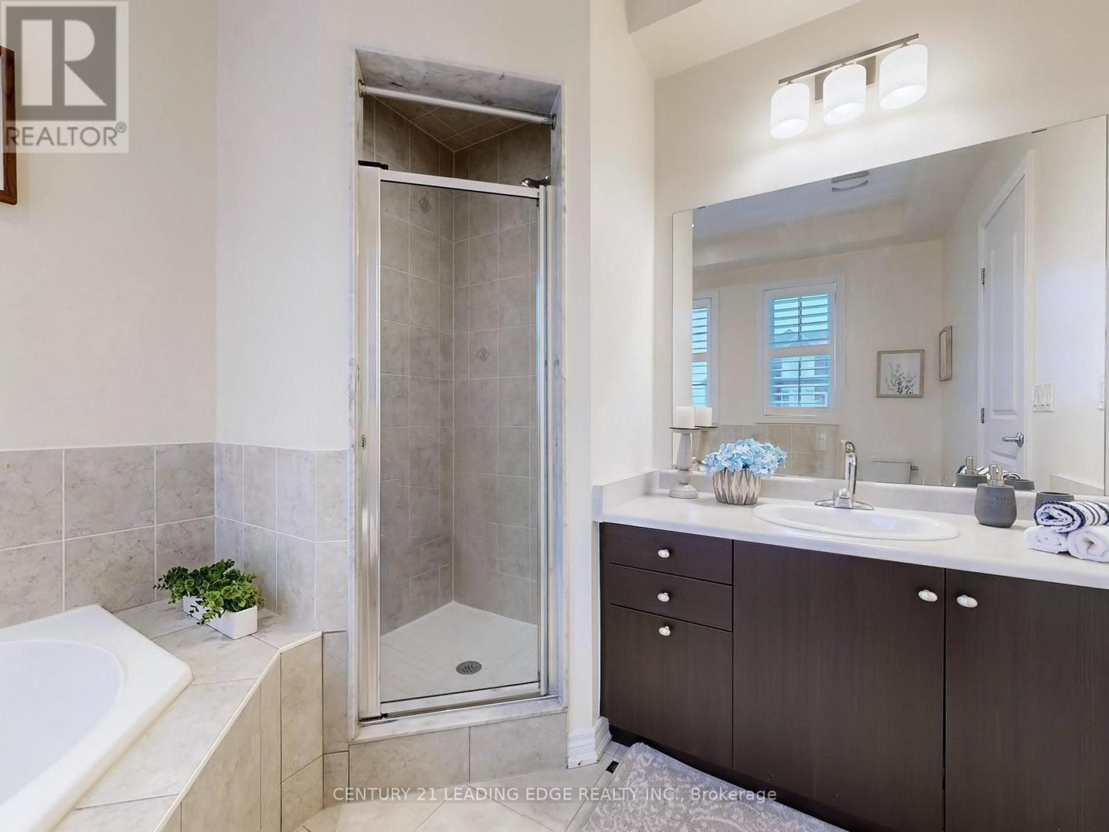 6 Poetry Drive, Vaughan, Ontario  L4H 3P7 - Photo 25 - N12980226