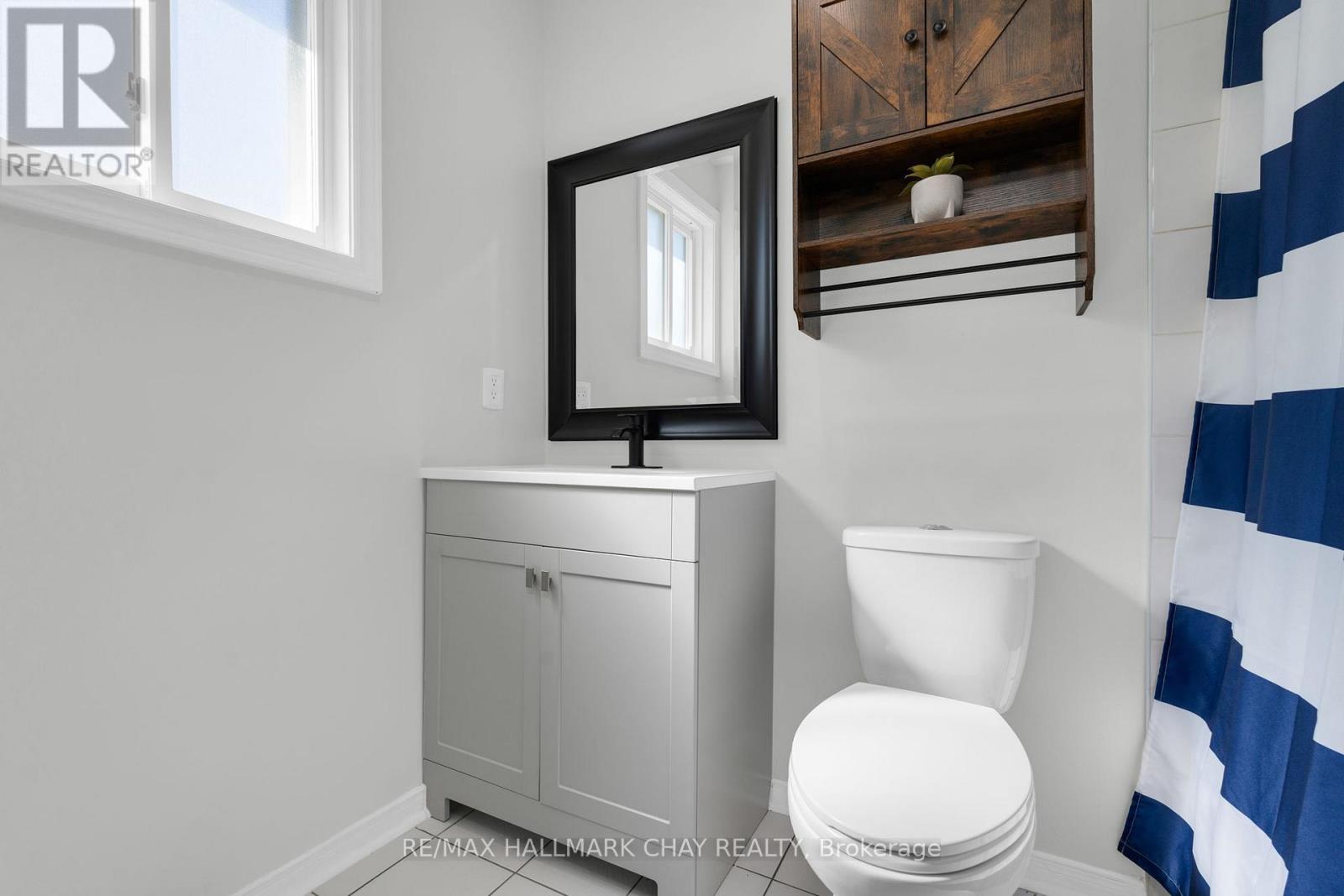 17 Cuthbert Street, Barrie, Ontario  L4N 6X7 - Photo 16 - S12980218