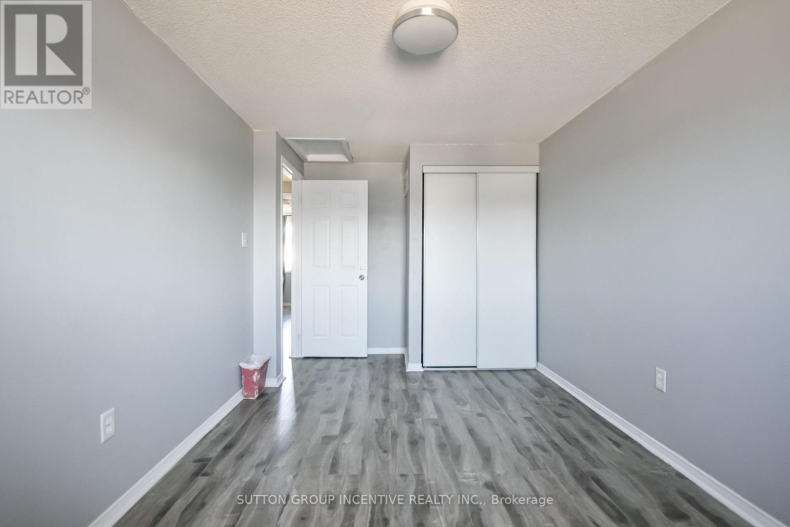 256 Dunsmore Lane, Barrie, Ontario  L4M 7A7 - Photo 18 - S12980248