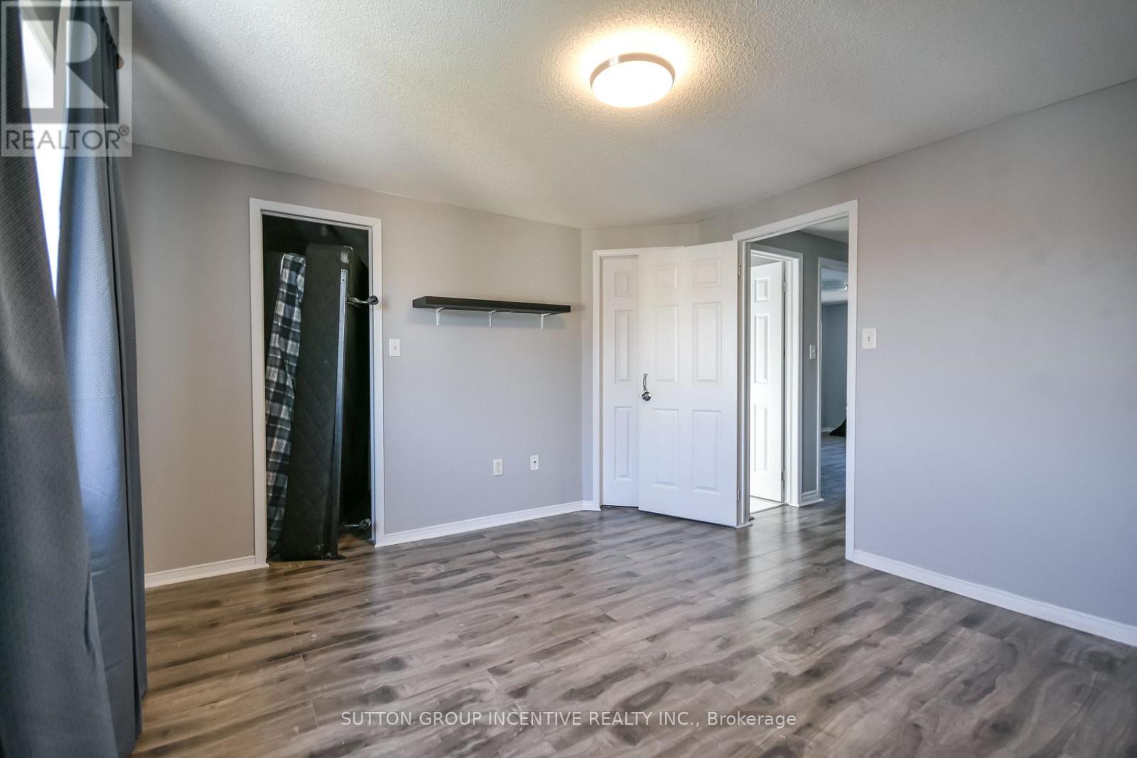 256 Dunsmore Lane, Barrie, Ontario  L4M 7A7 - Photo 24 - S12980248