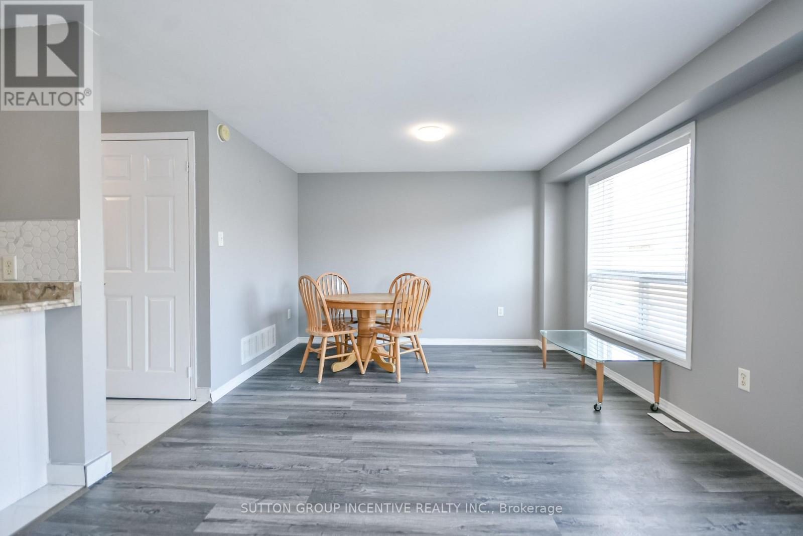 256 Dunsmore Lane, Barrie, Ontario  L4M 7A7 - Photo 33 - S12980248