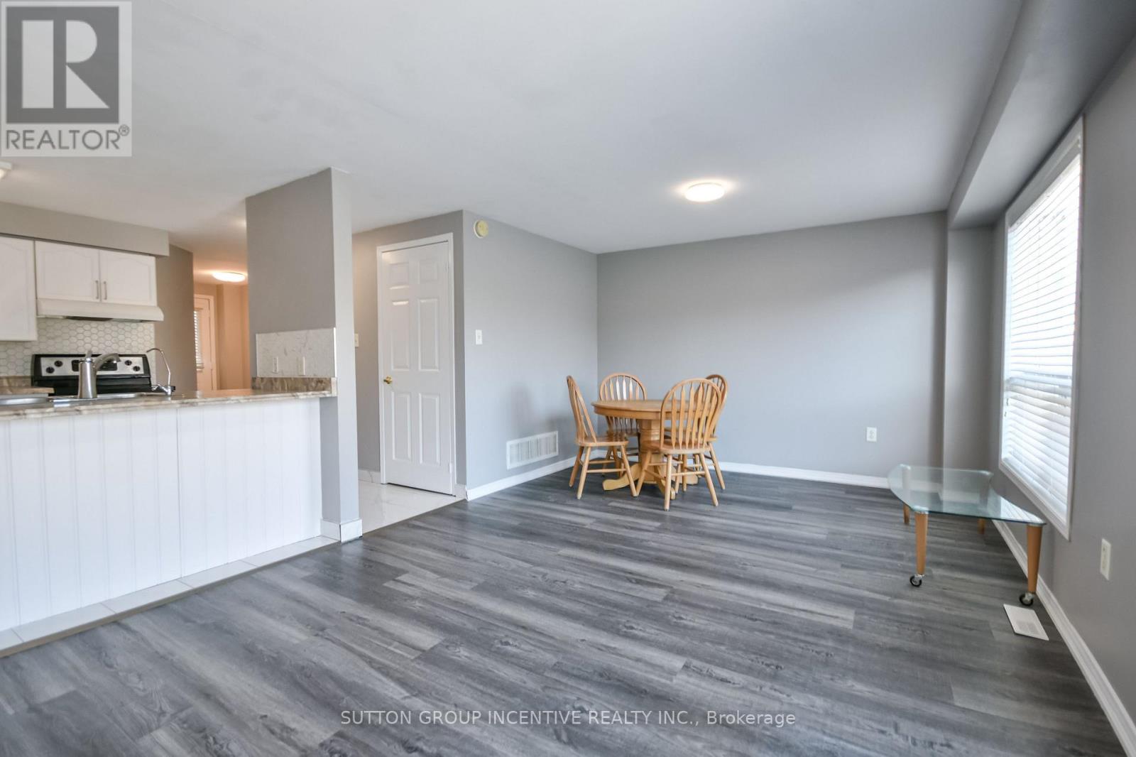 256 Dunsmore Lane, Barrie, Ontario  L4M 7A7 - Photo 34 - S12980248