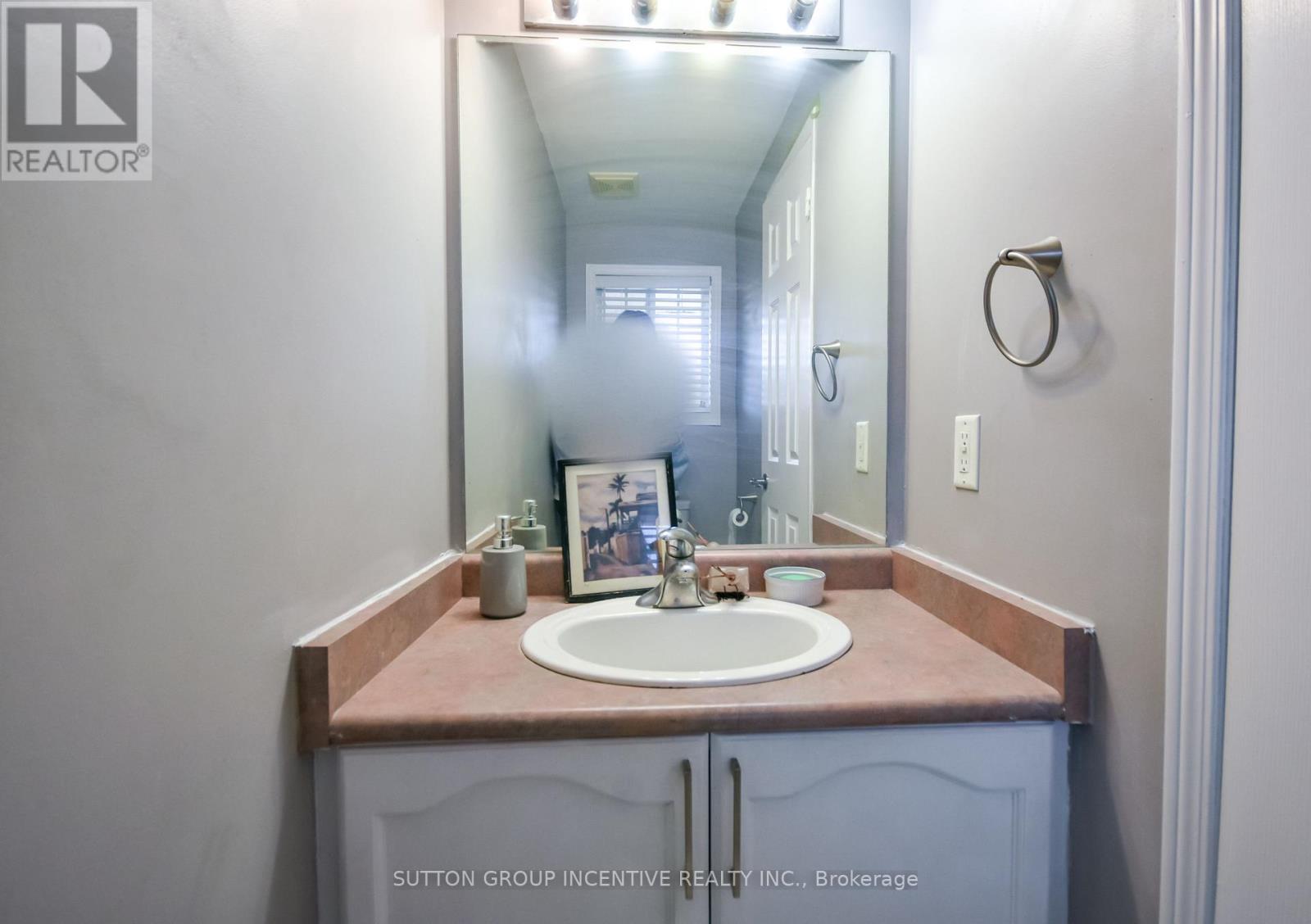 256 Dunsmore Lane, Barrie, Ontario  L4M 7A7 - Photo 43 - S12980248