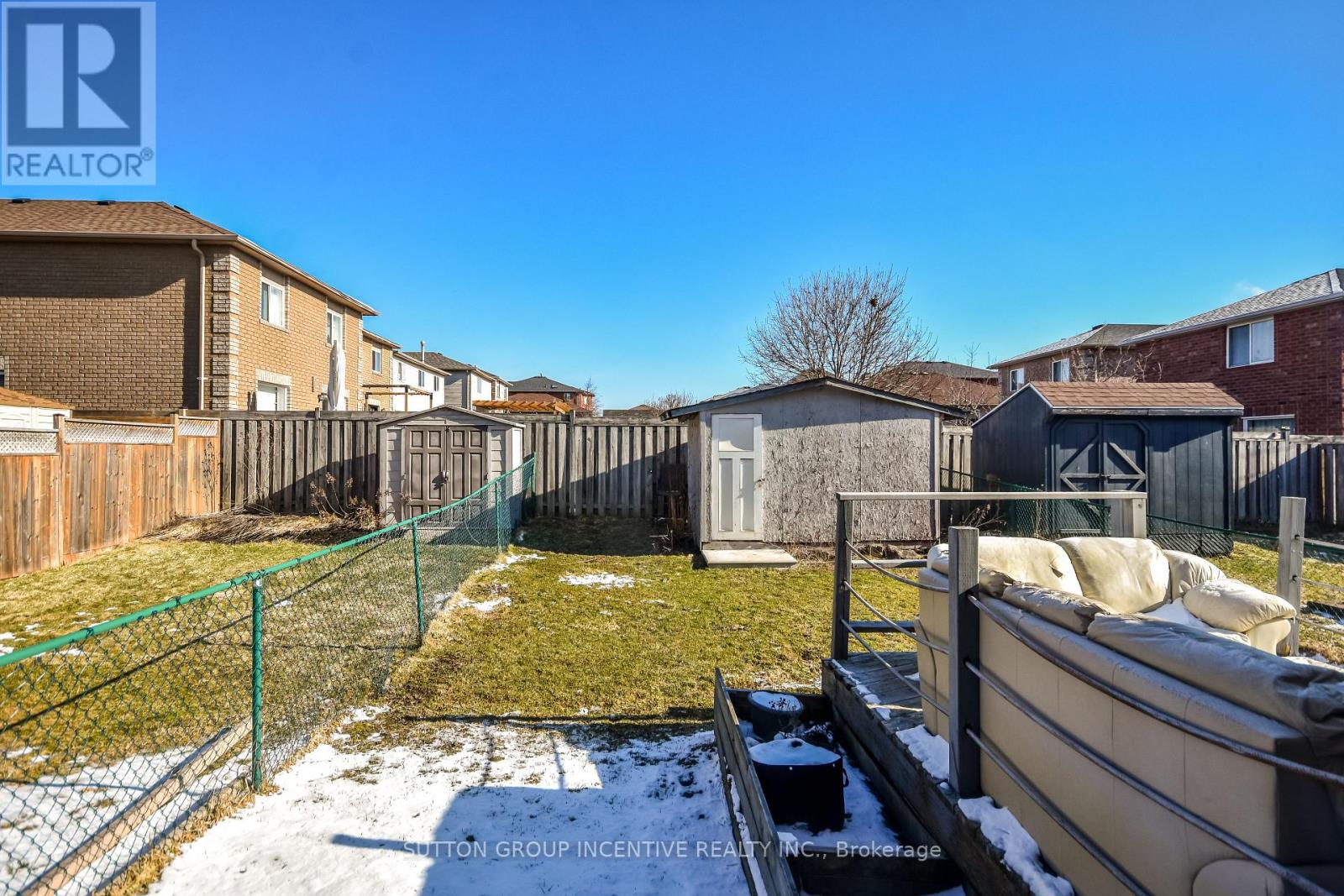 256 Dunsmore Lane, Barrie, Ontario  L4M 7A7 - Photo 7 - S12980248