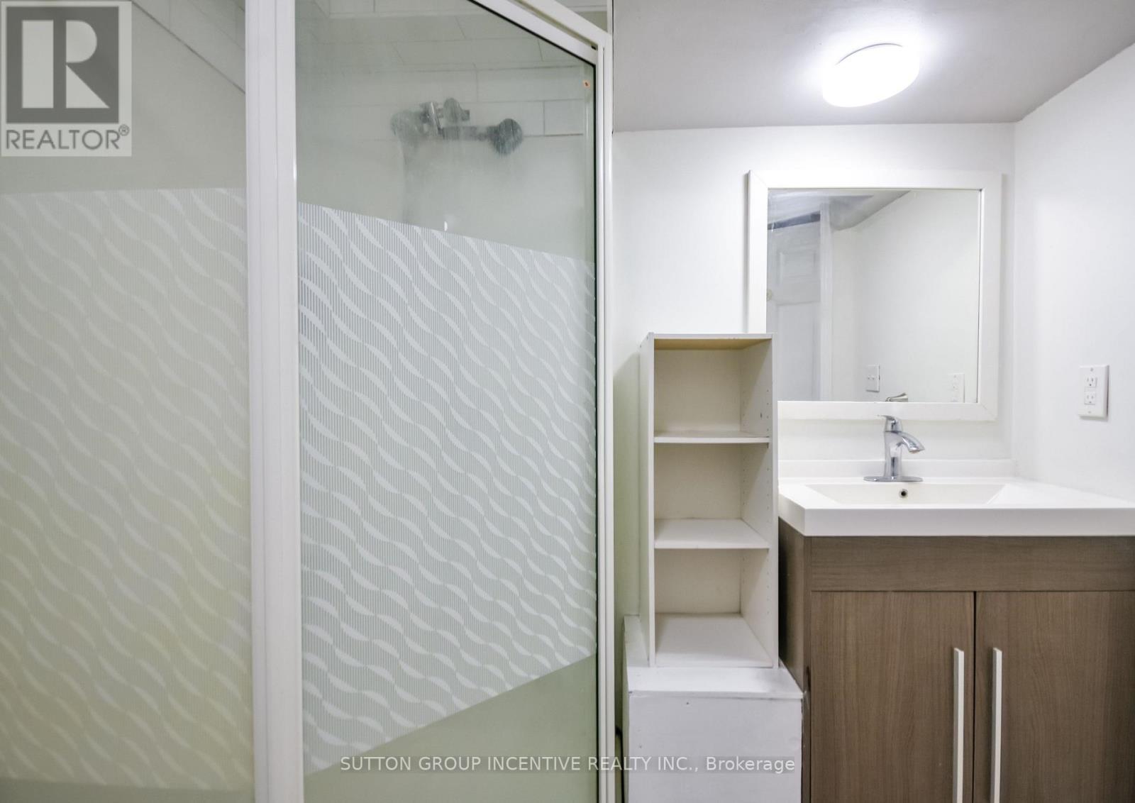 256 Dunsmore Lane, Barrie, Ontario  L4M 7A7 - Photo 9 - S12980248