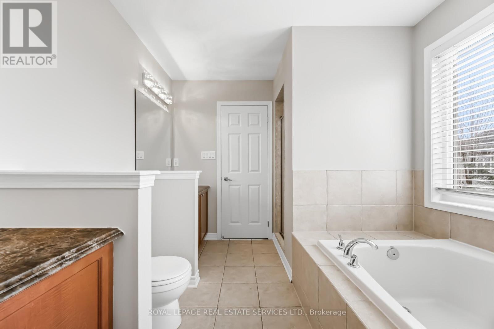 2383 Calloway Drive, Oakville, Ontario  L6M 0C1 - Photo 32 - W12980210