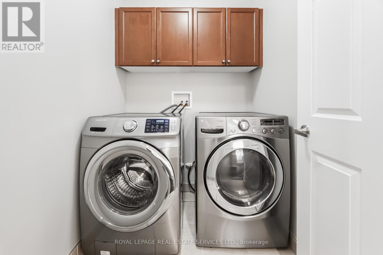 2383 Calloway Drive, Oakville, Ontario  L6M 0C1 - Photo 44 - W12980210