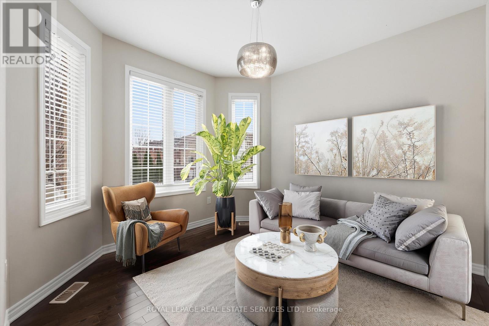 2383 Calloway Drive, Oakville, Ontario  L6M 0C1 - Photo 6 - W12980210