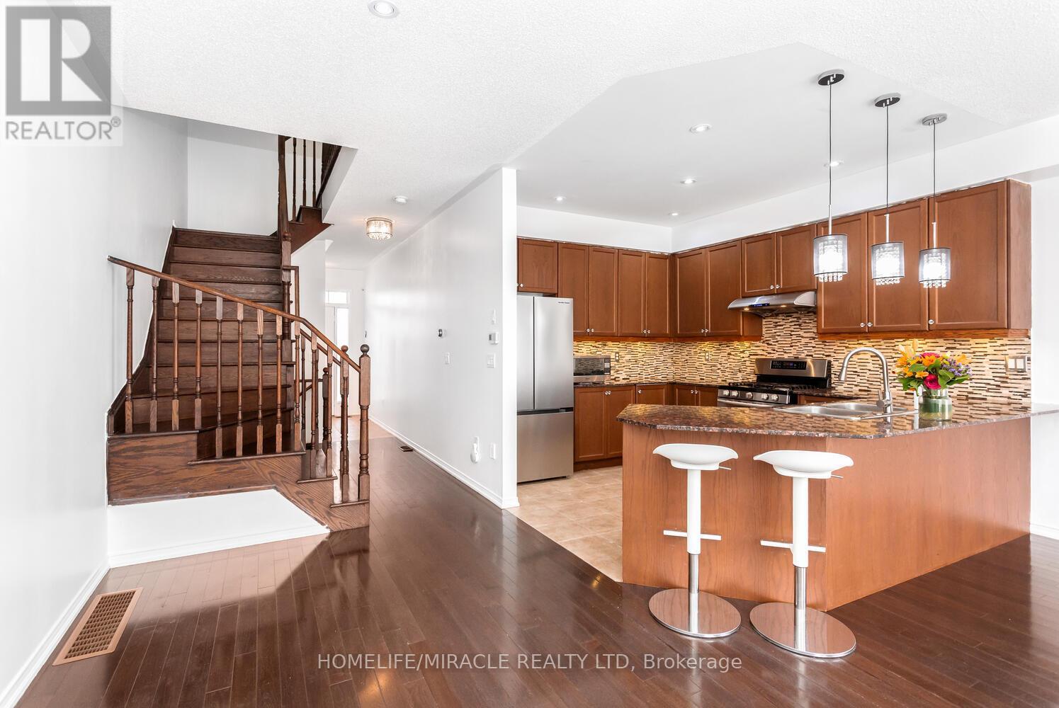 58 - 745 Farmstead Drive, Milton, Ontario  L9T 8B2 - Photo 15 - W12980236