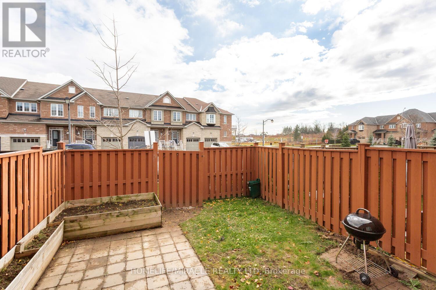 58 - 745 Farmstead Drive, Milton, Ontario  L9T 8B2 - Photo 47 - W12980236