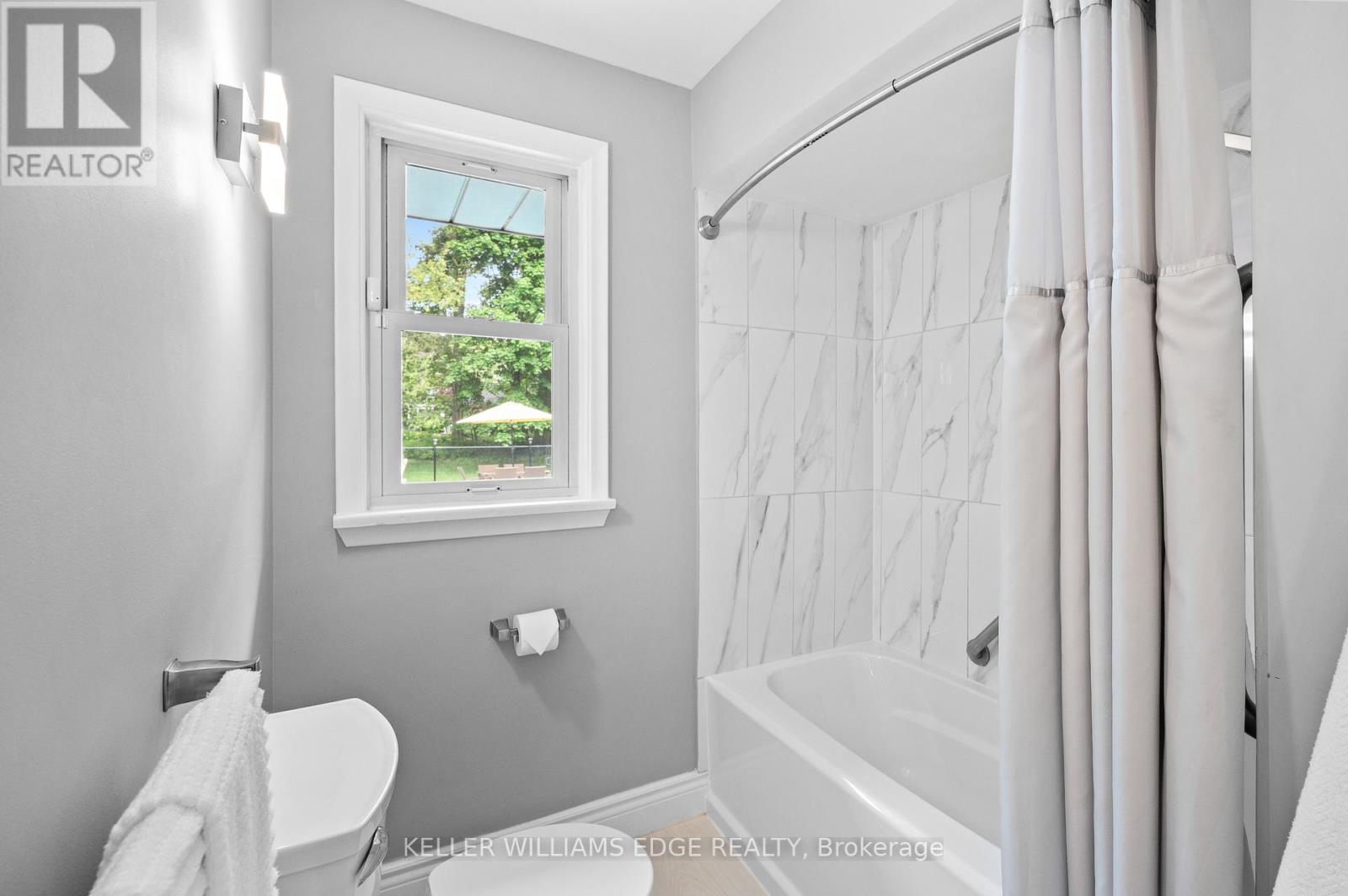 1589 Crediton Parkway, Mississauga, Ontario  L5G 3X2 - Photo 24 - W12980260