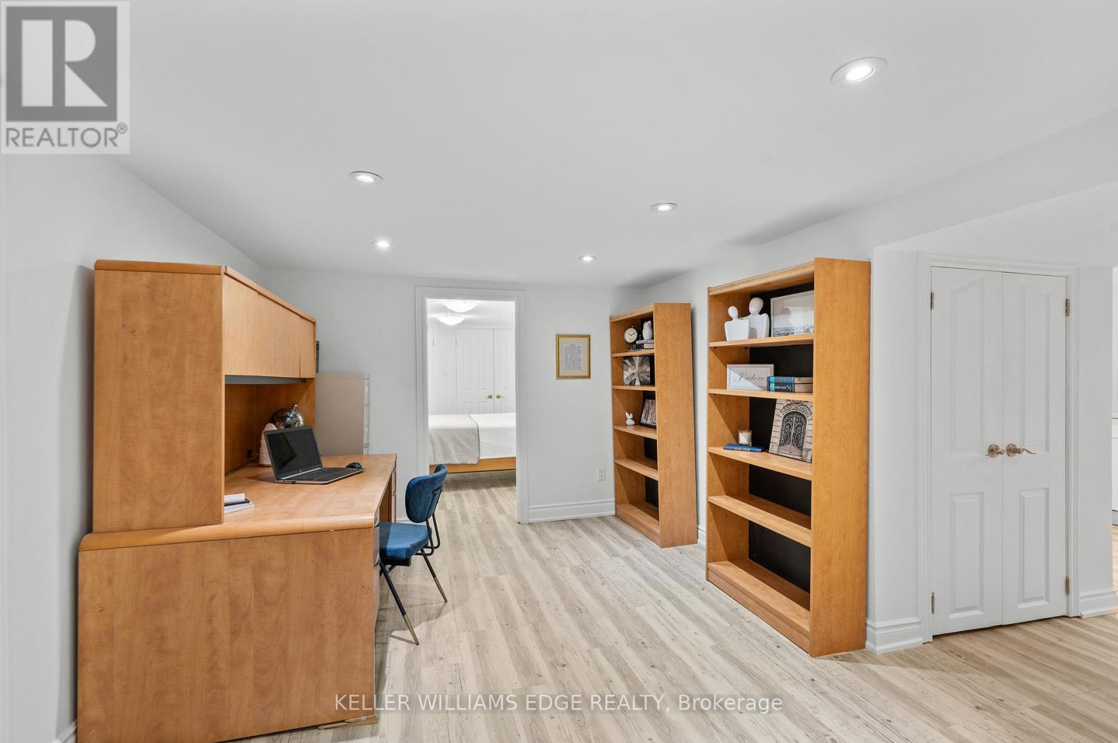 1589 Crediton Parkway, Mississauga, Ontario  L5G 3X2 - Photo 32 - W12980260