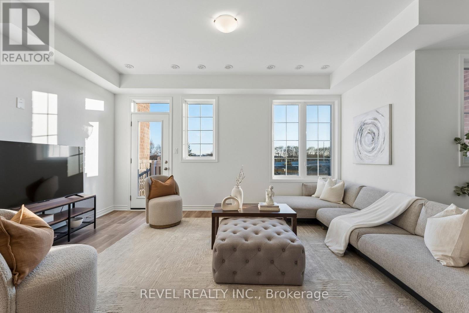 11 Vimy Ridge Road, Brampton, Ontario  L7A 5M6 - Photo 11 - W12980312