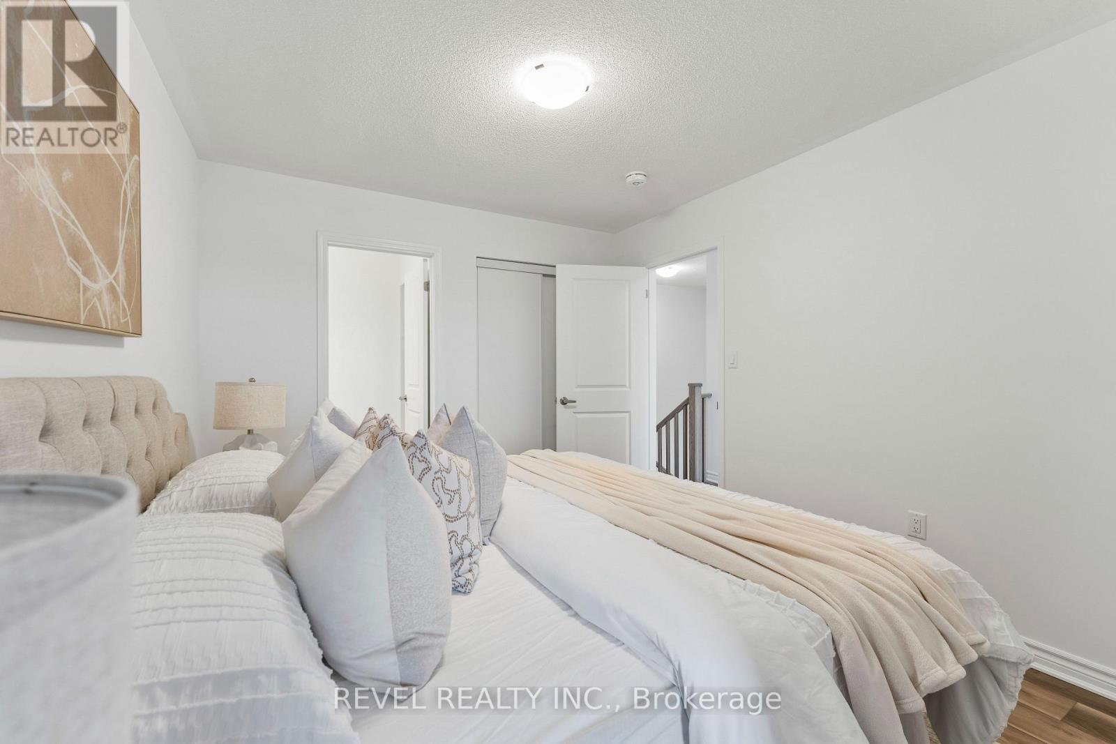 11 Vimy Ridge Road, Brampton, Ontario  L7A 5M6 - Photo 23 - W12980312