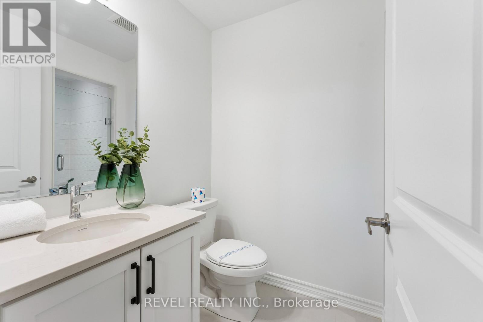 11 Vimy Ridge Road, Brampton, Ontario  L7A 5M6 - Photo 25 - W12980312