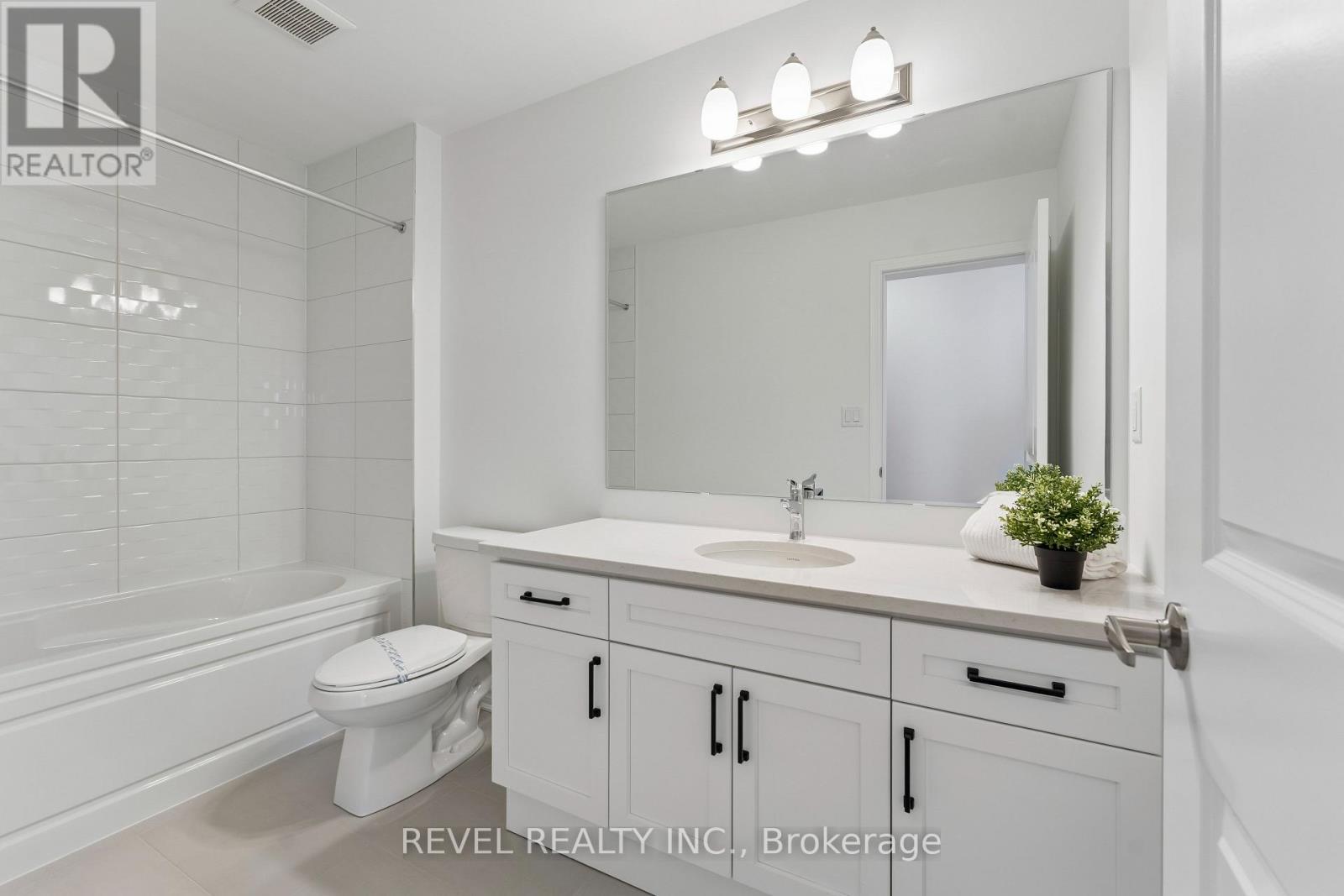 11 Vimy Ridge Road, Brampton, Ontario  L7A 5M6 - Photo 34 - W12980312