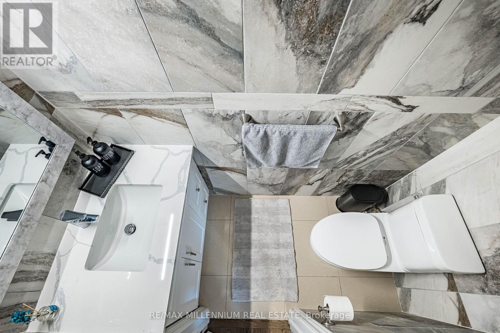 74 Atkins Circle, Brampton, Ontario  L6X 4B4 - Photo 17 - W12980316