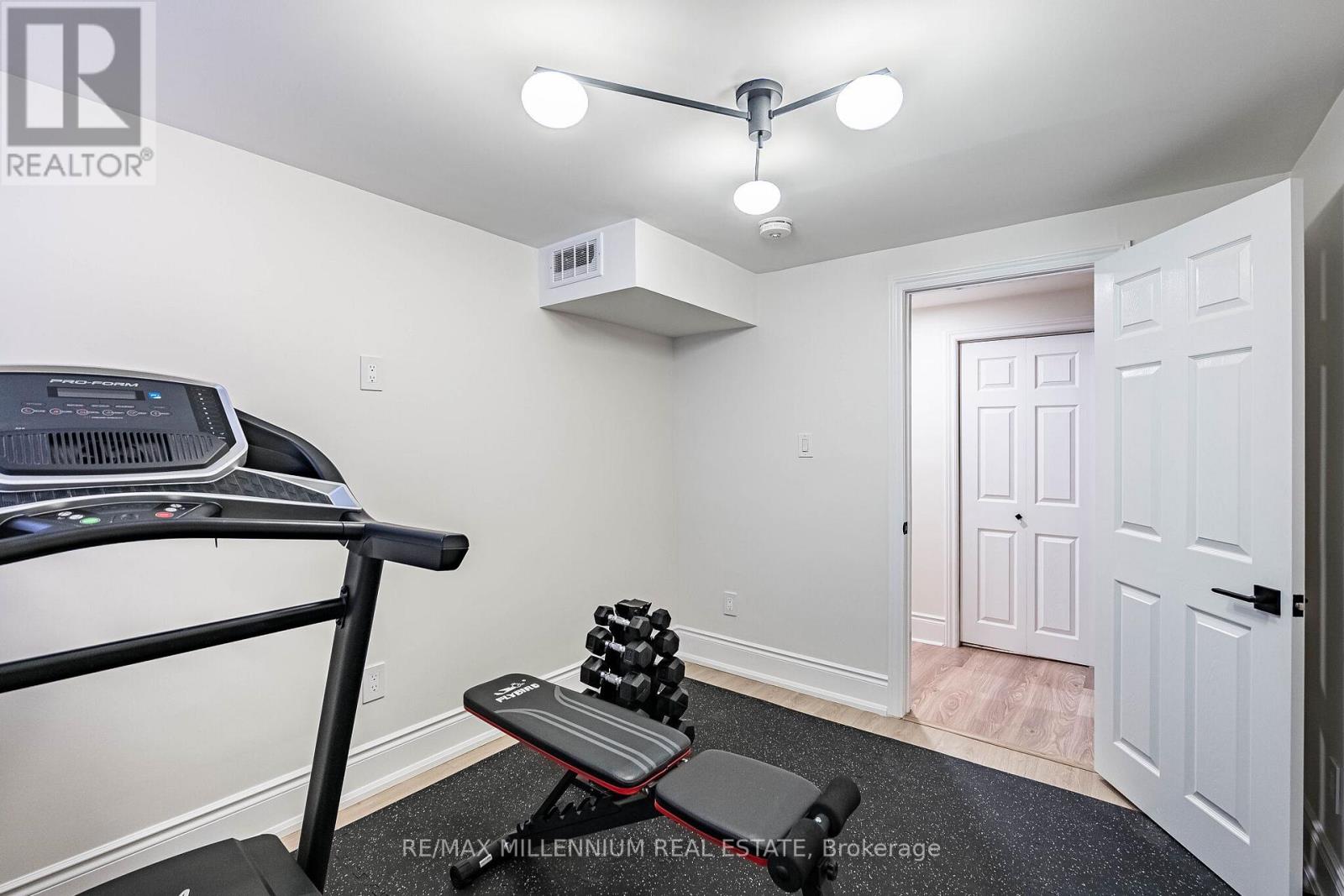 74 Atkins Circle, Brampton, Ontario  L6X 4B4 - Photo 33 - W12980316