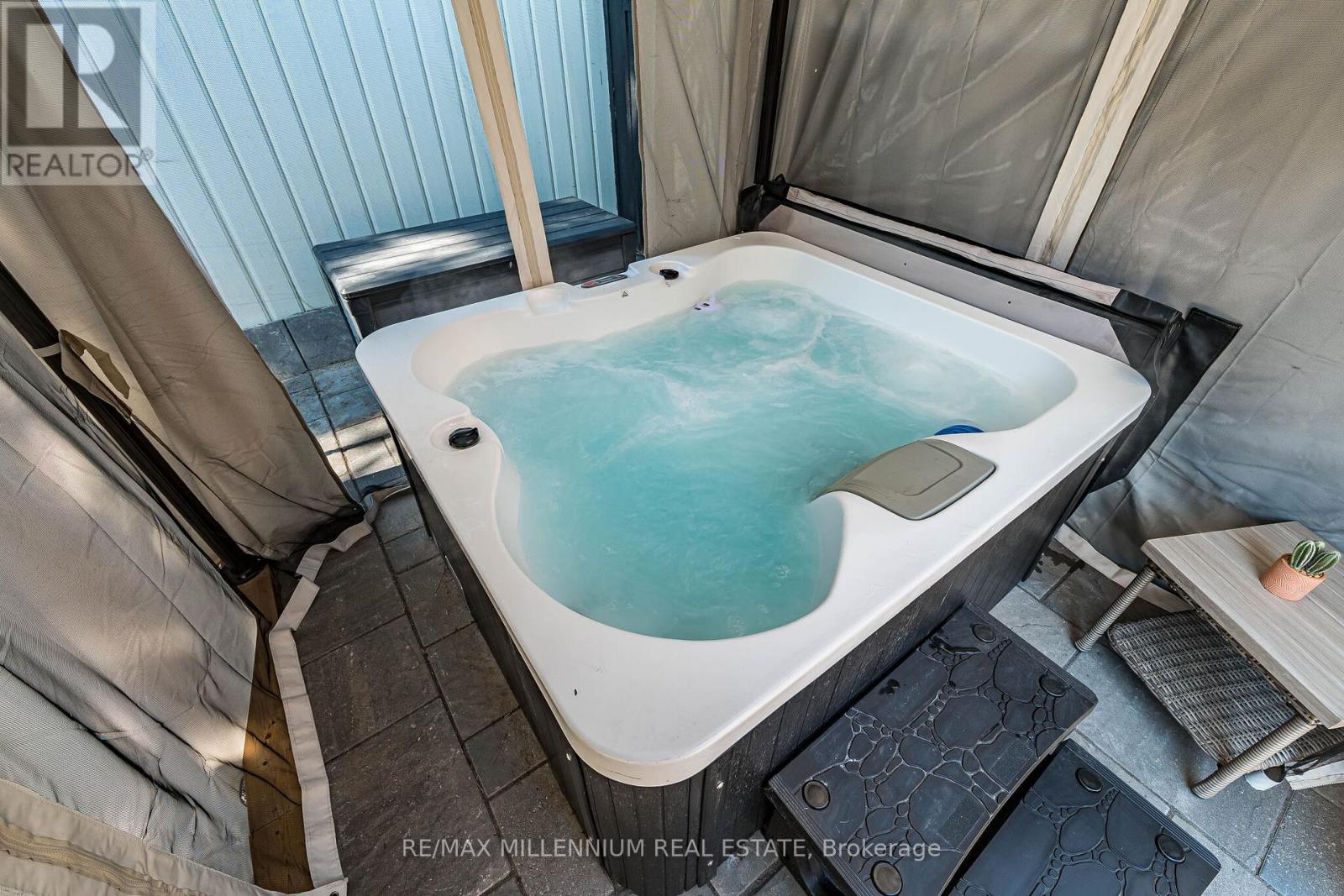 74 Atkins Circle, Brampton, Ontario  L6X 4B4 - Photo 40 - W12980316