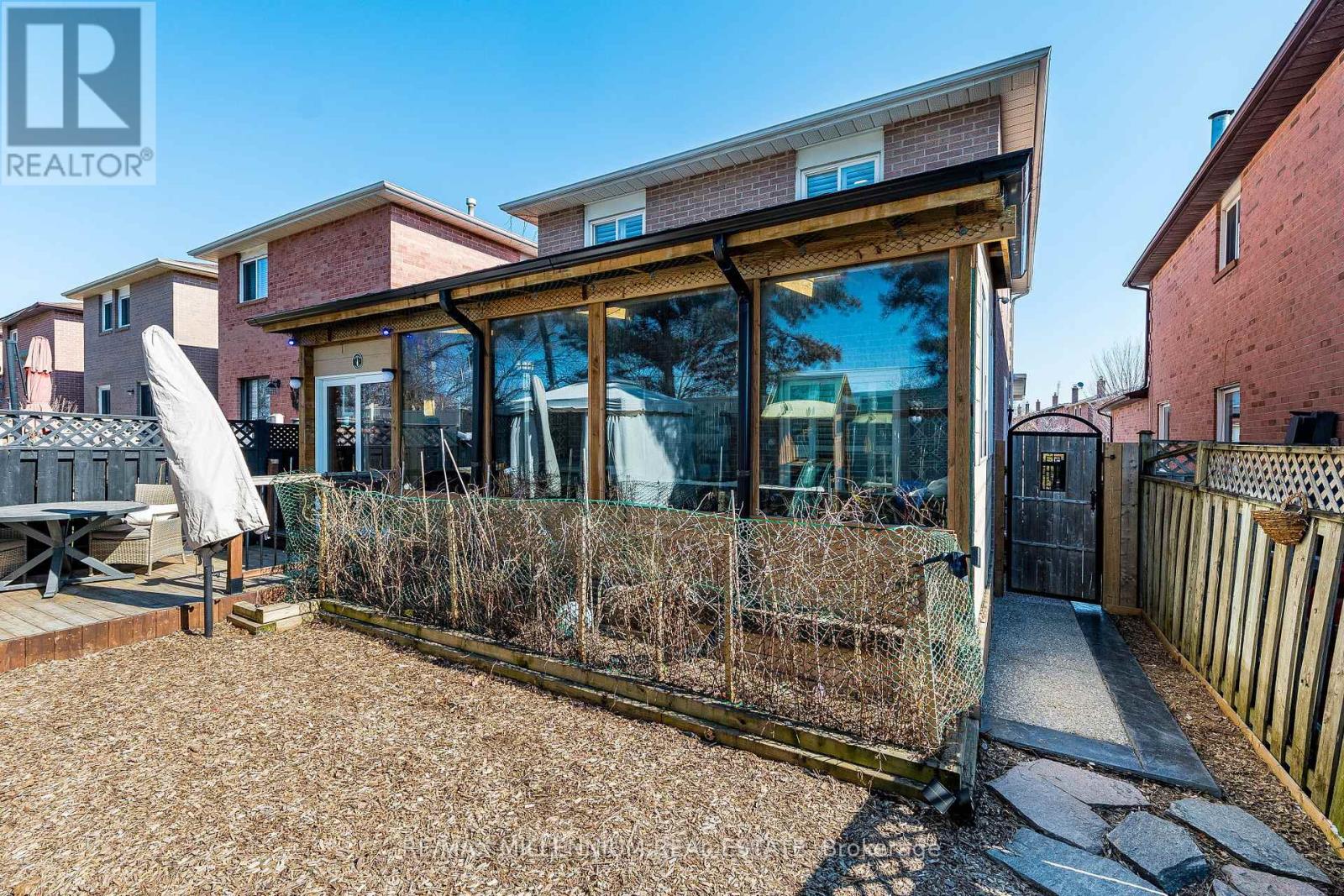 74 Atkins Circle, Brampton, Ontario  L6X 4B4 - Photo 44 - W12980316