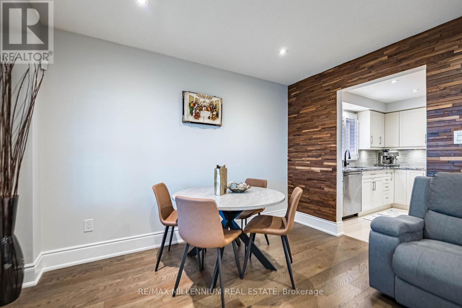 74 Atkins Circle, Brampton, Ontario  L6X 4B4 - Photo 9 - W12980316