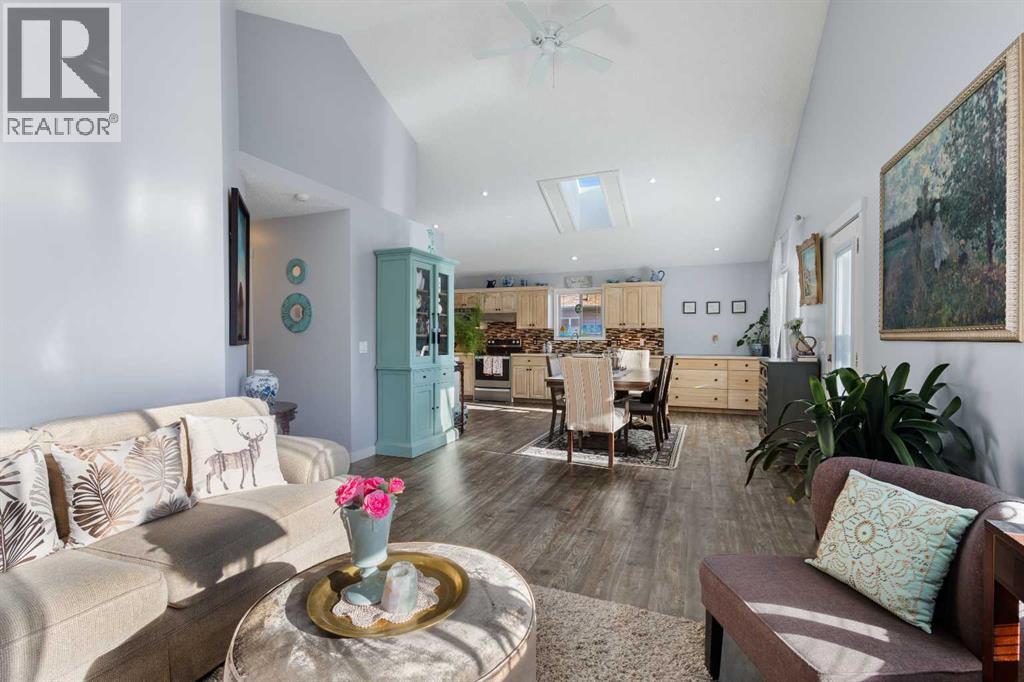 405 Highwood Village Place Nw, High River, Alberta  T1V 1W1 - Photo 17 - A2280983