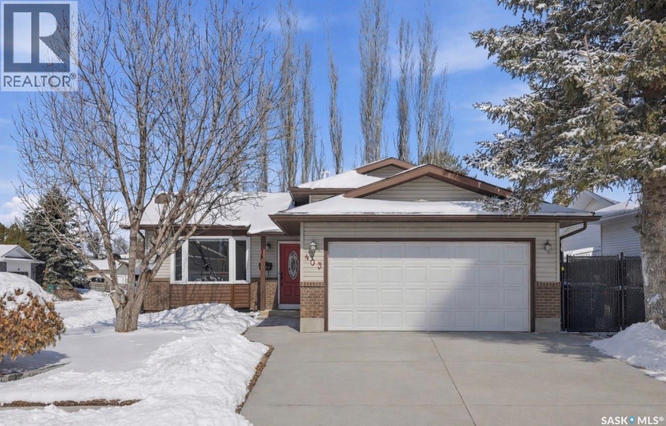 403 Bronson Crescent, Saskatoon, Saskatchewan  S7J 5E2 - Photo 2 - SK032512