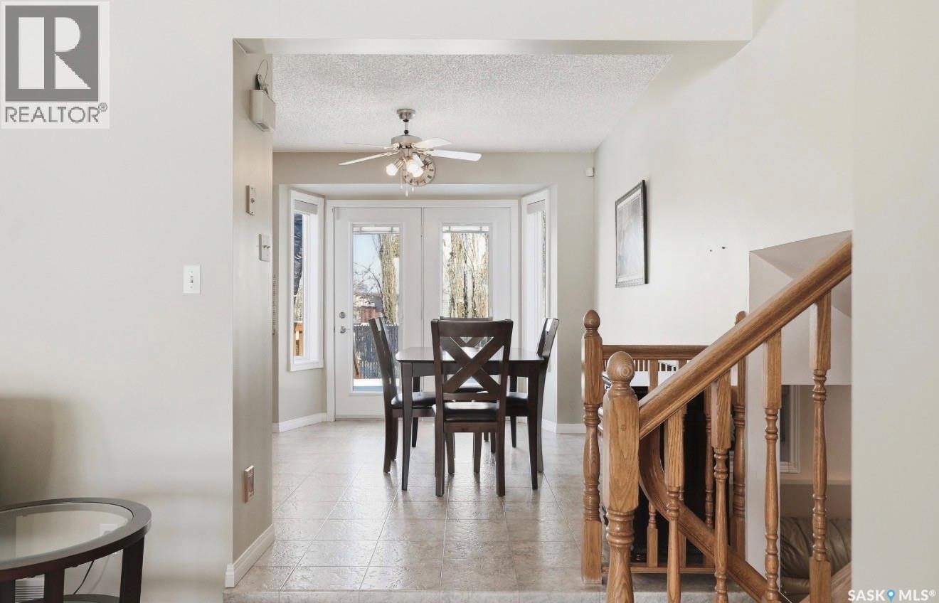 403 Bronson Crescent, Saskatoon, Saskatchewan  S7J 5E2 - Photo 7 - SK032512
