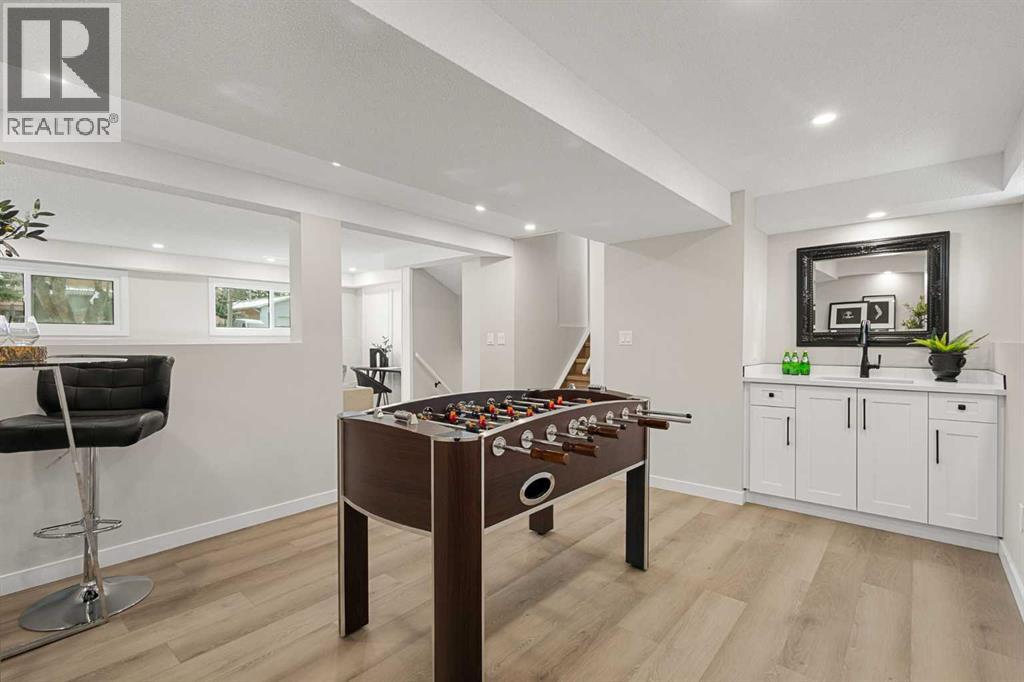 347 Queensland Drive Se, Calgary, Alberta  T2J 3R6 - Photo 25 - A2291982