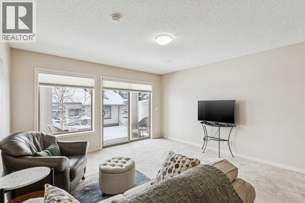 245 Springbank Terrace SW, Calgary, Alberta  T3H 4S8 - Photo 21 - A2299676