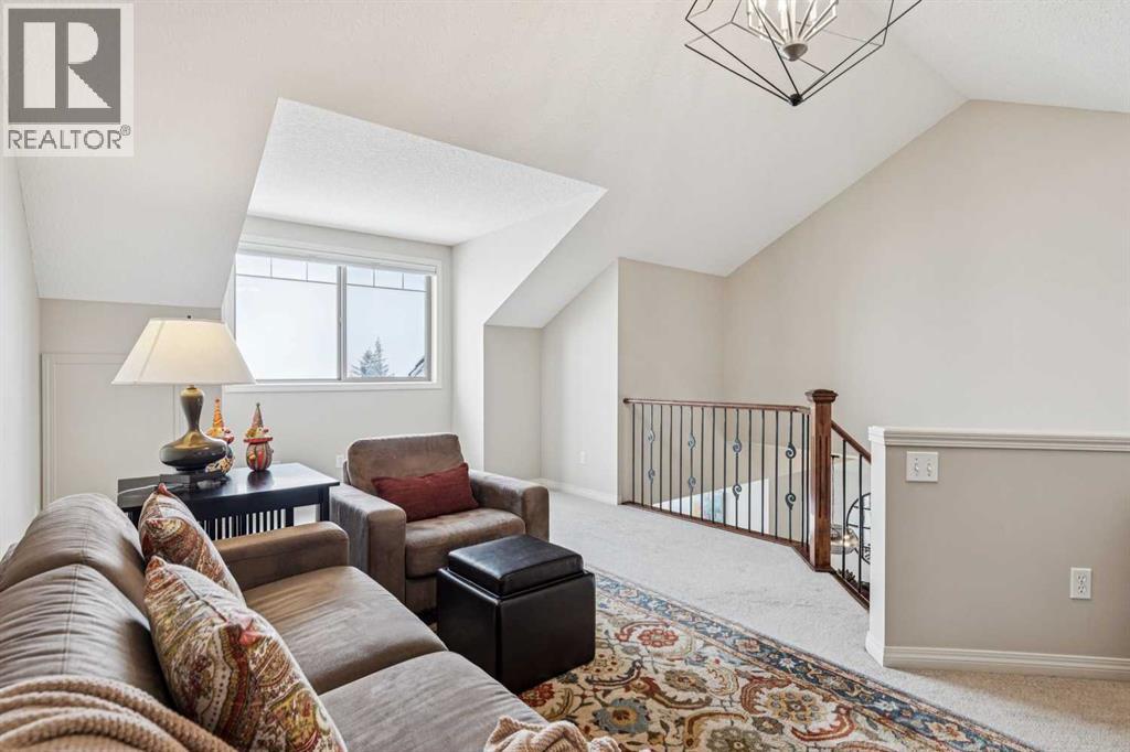 245 Springbank Terrace SW, Calgary, Alberta  T3H 4S8 - Photo 19 - A2299676