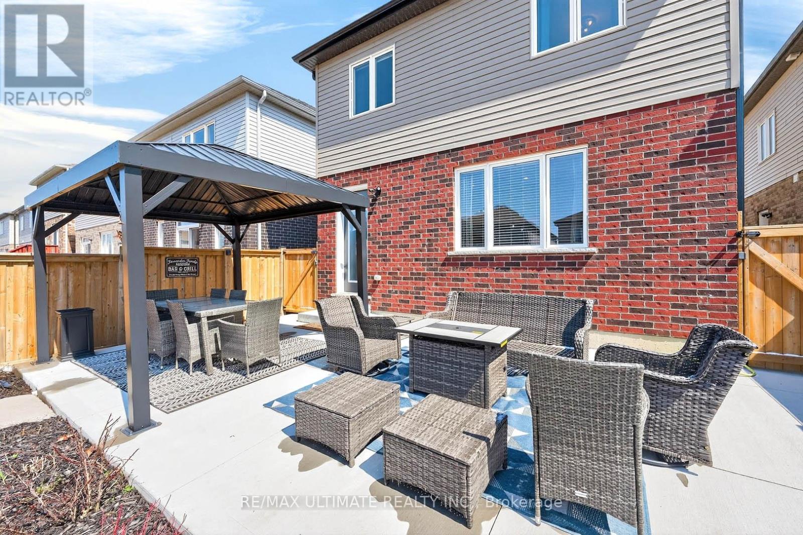 67 Beauchamp Drive N, Cambridge, Ontario  N1S 0A2 - Photo 44 - X12980206