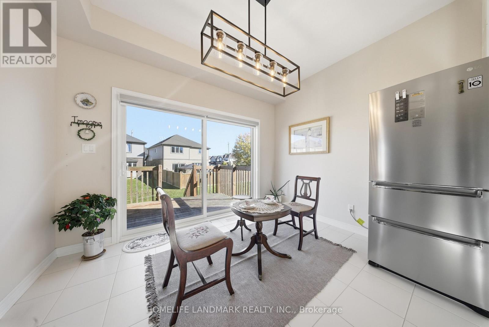 49 Monarch Street, Welland, Ontario  L3C 0E6 - Photo 11 - X12980220