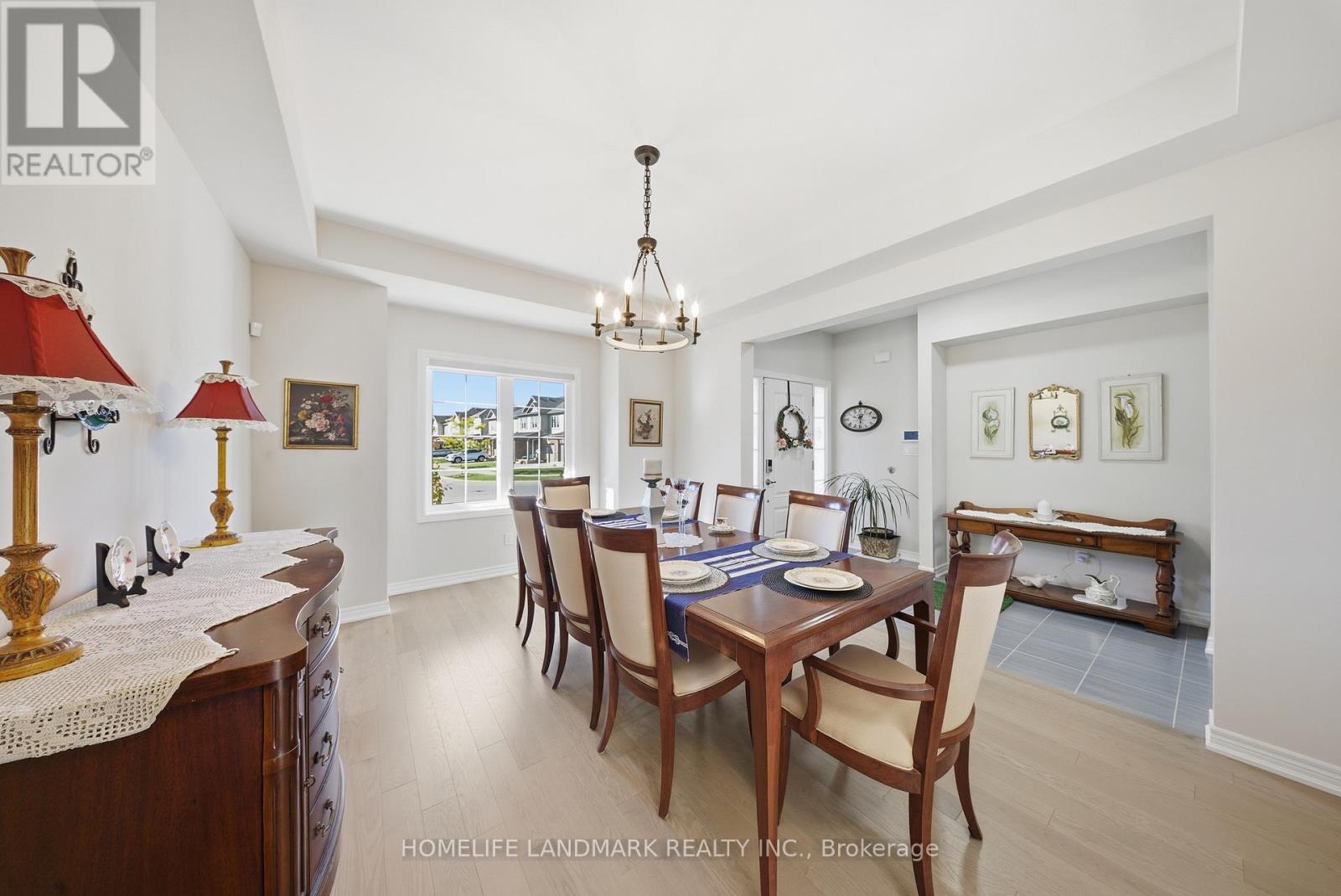 49 Monarch Street, Welland, Ontario  L3C 0E6 - Photo 5 - X12980220