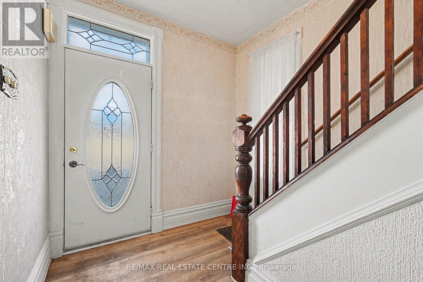 84 Bank Street N, Renfrew, Ontario  K7V 2E2 - Photo 4 - X12980252