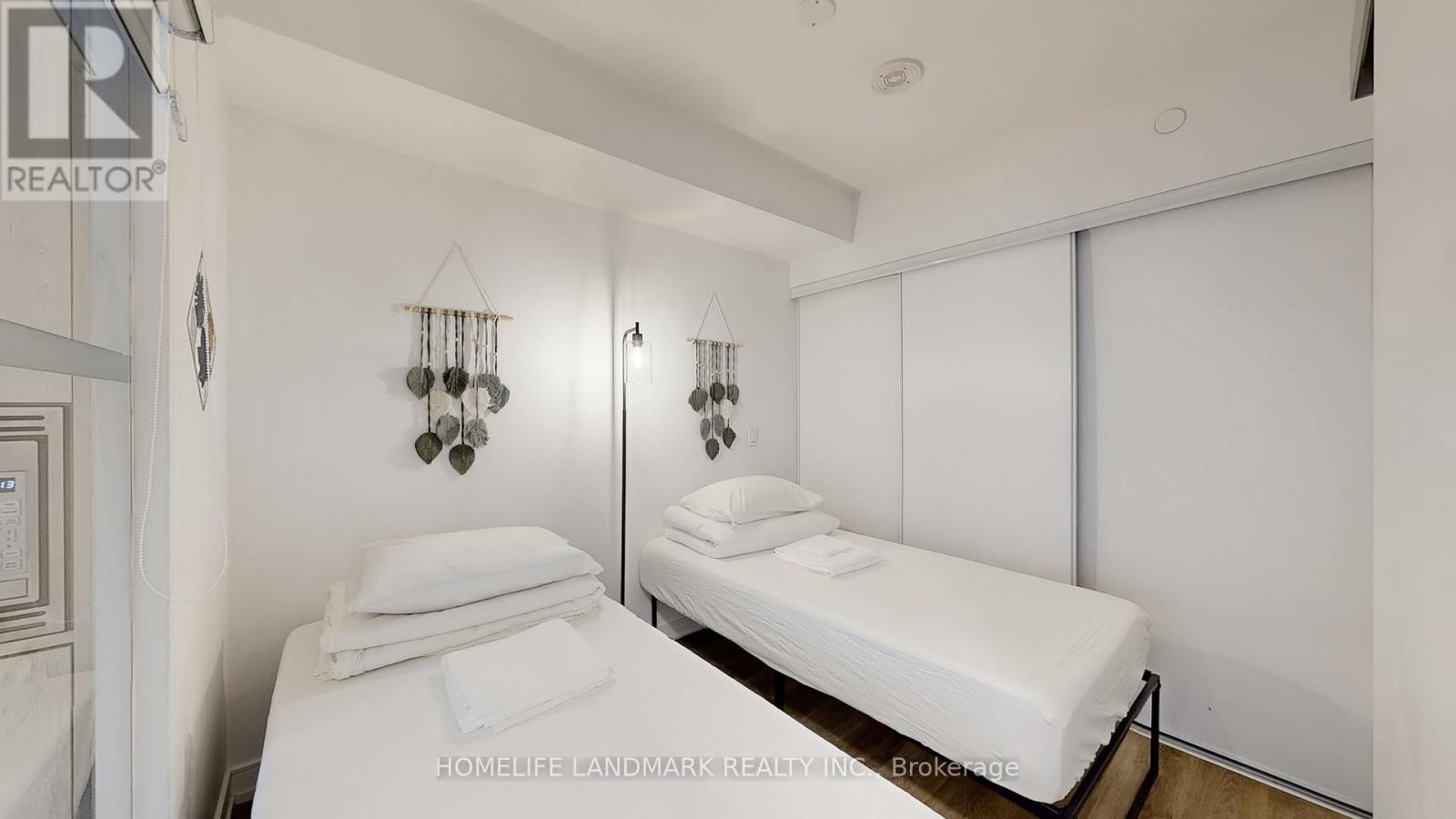 1 Jarvis Street, Hamilton, Ontario L8R 0A8 - Photo 23 - X12980256