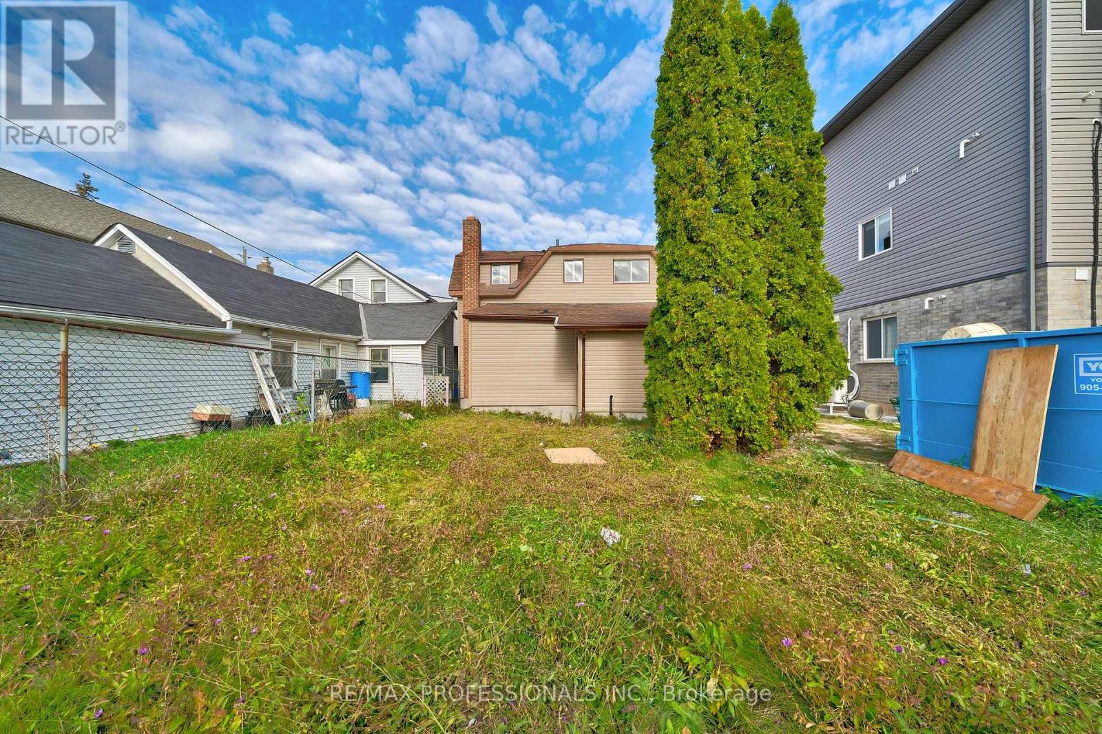 Apartment B - 27 Oakdale Avenue, St. Catharines (Oakdale), Ontario  L2P 2B8 - Photo 15 - X12980280