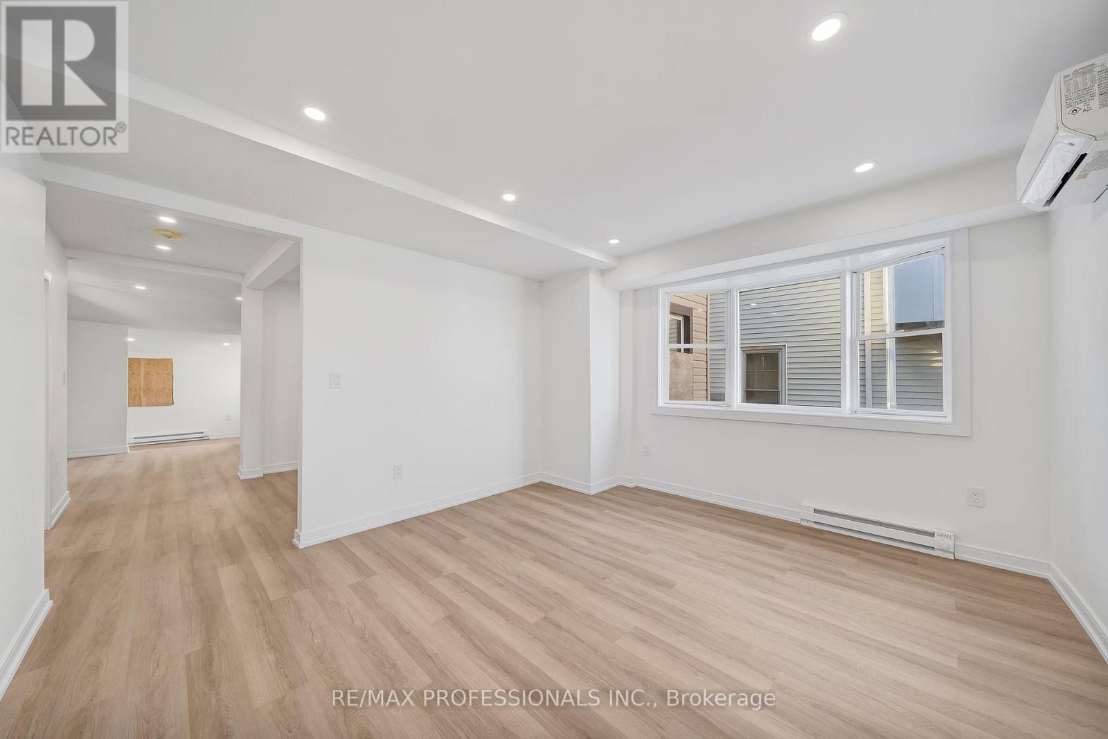 Apartment B - 27 Oakdale Avenue, St. Catharines (Oakdale), Ontario  L2P 2B8 - Photo 9 - X12980280