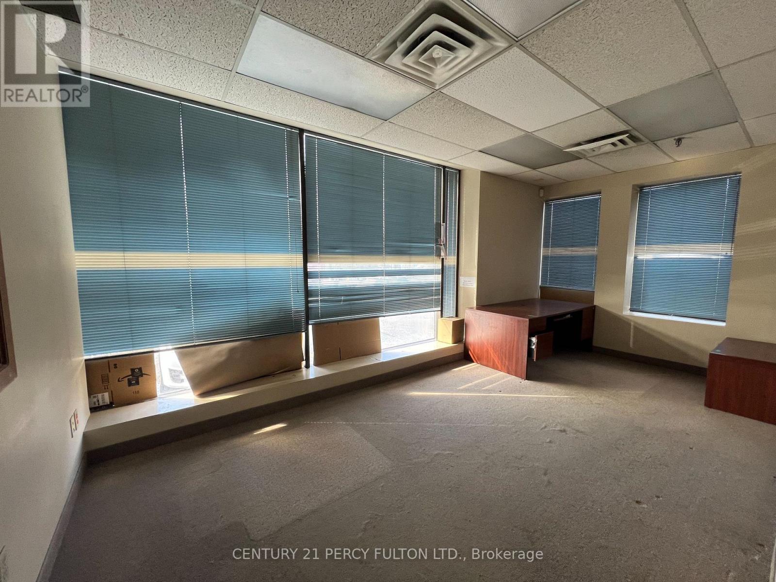 100 - 230 Eddystone Avenue, Toronto, Ontario  M3N 1H7 - Photo 21 - W12972526